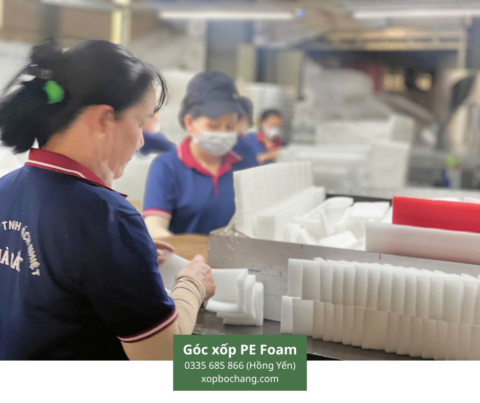 Góc xốp PE Foam